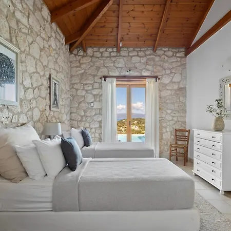 Eden * Vathi (Meganisi)