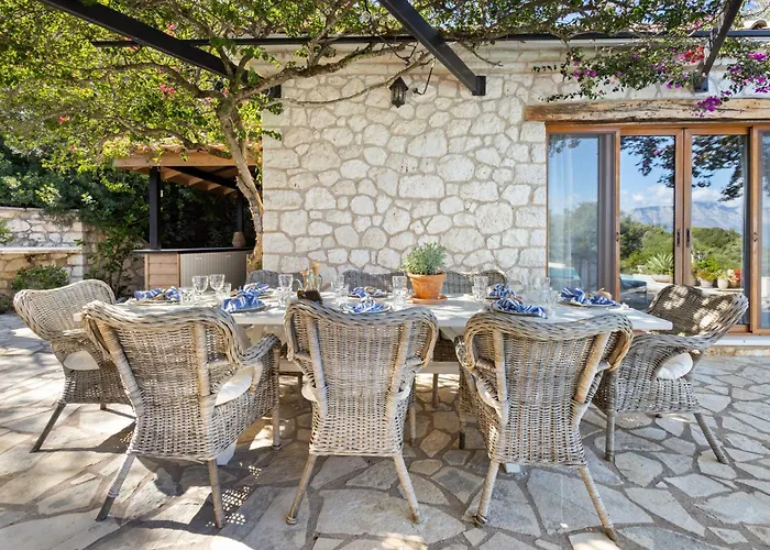 Eden Vathi (Meganisi)